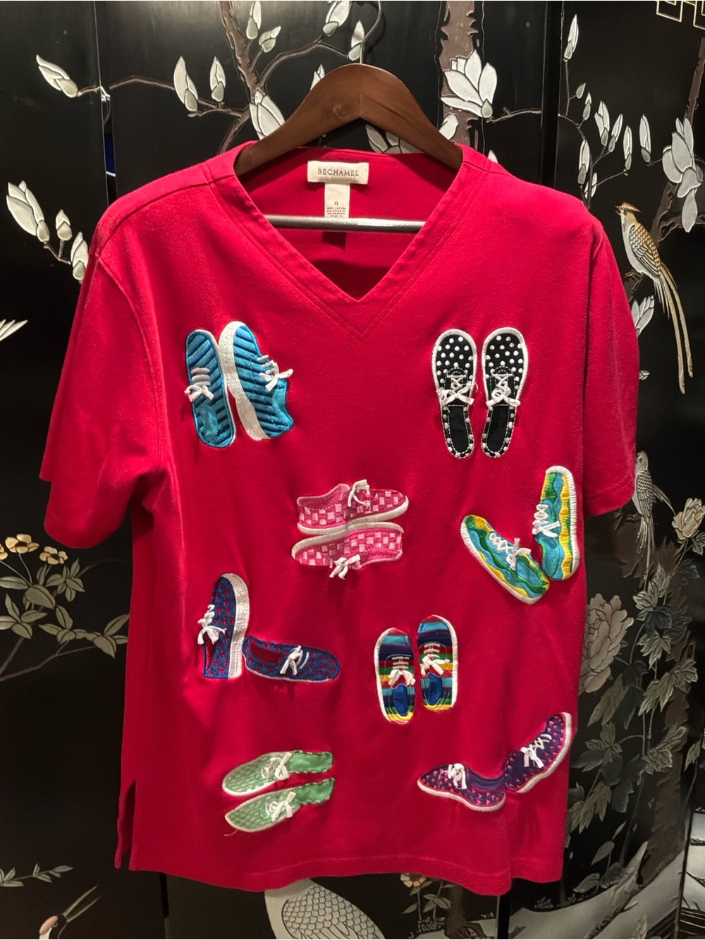 Bechamel XL Red V-Neck Top Novelty Sneaker Shoe Embroidered Patch Tee